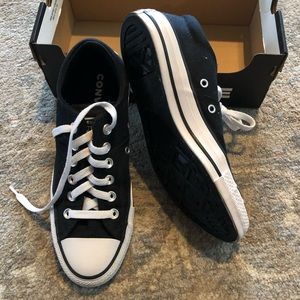 Converse size 8 sneakers